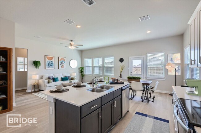 Building Photo - LIVINGSTON PLAN