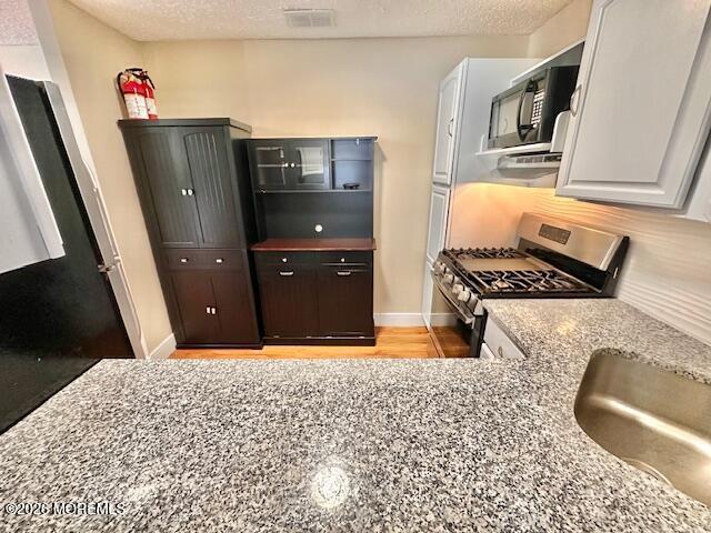 Building Photo - 211 Sunshine Ct