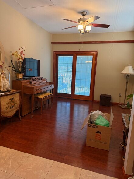 Den to Balcony - 424 Page Ave