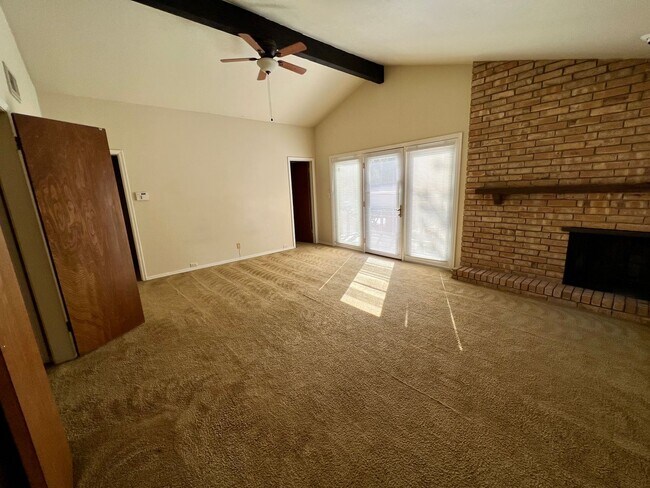 Building Photo - Two Story with In-ground Pool!