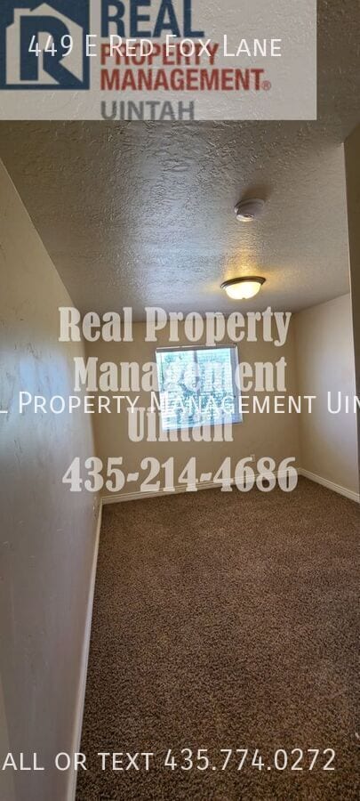 Building Photo - 449 Redfox Ln