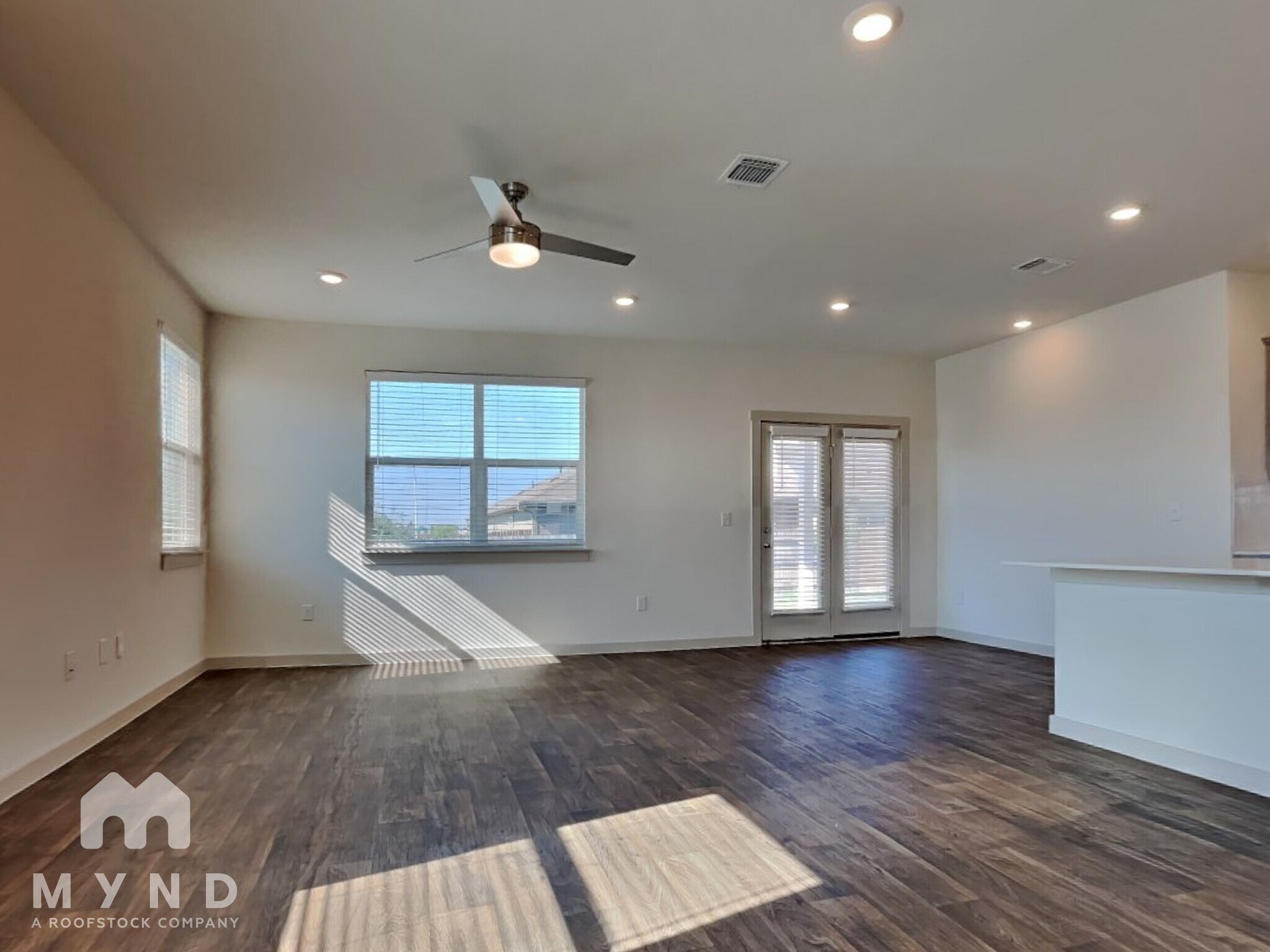 Building Photo - 3029 Egan Dr