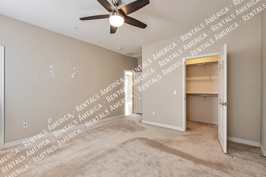 Building Photo - 8680 N Rome Ct