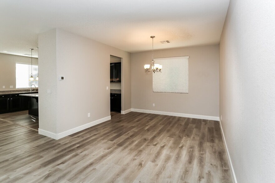 Building Photo - 8016 Central Railroad Ct