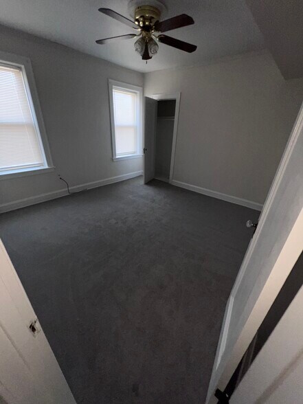 Building Photo - 7921 S Wolcott Ave