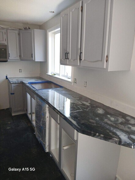 Building Photo - 44 Luden St