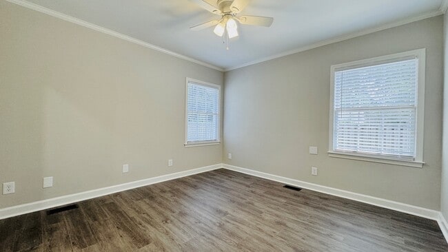 Building Photo - 815 W Palmetto St