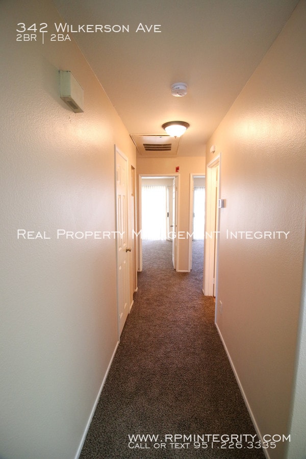 Building Photo - 2 bedroom 2 bath apartment in Perris