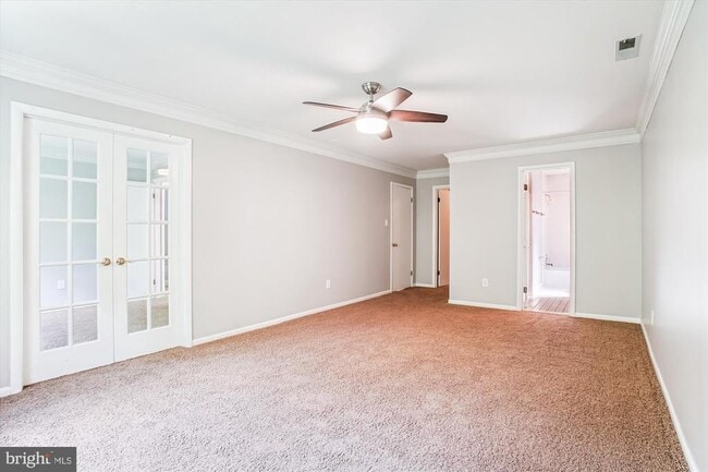 Building Photo - 3809 Hemlock Way