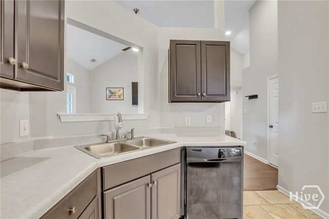 Building Photo - 179 Salt Landing Cir