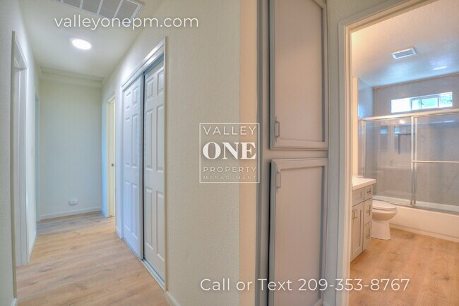 Building Photo - Totally Remodeled Home in Turlock: It's No...