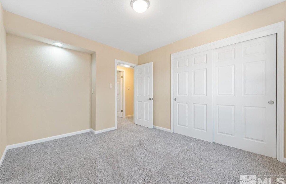 Building Photo - 630 Teel St