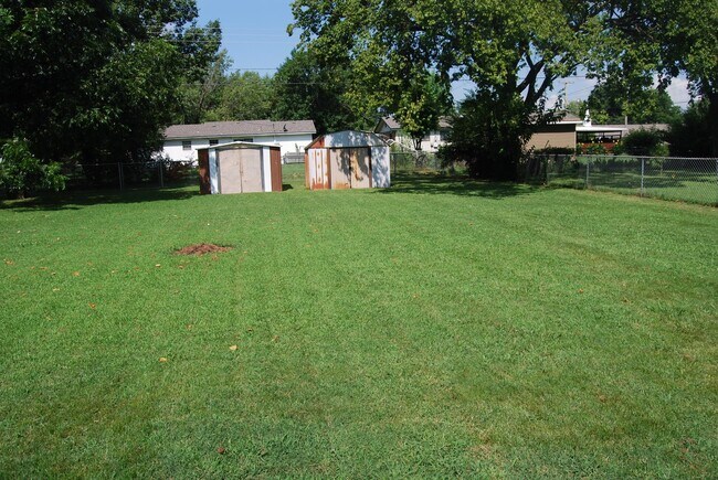 Building Photo - 7712 Colony-