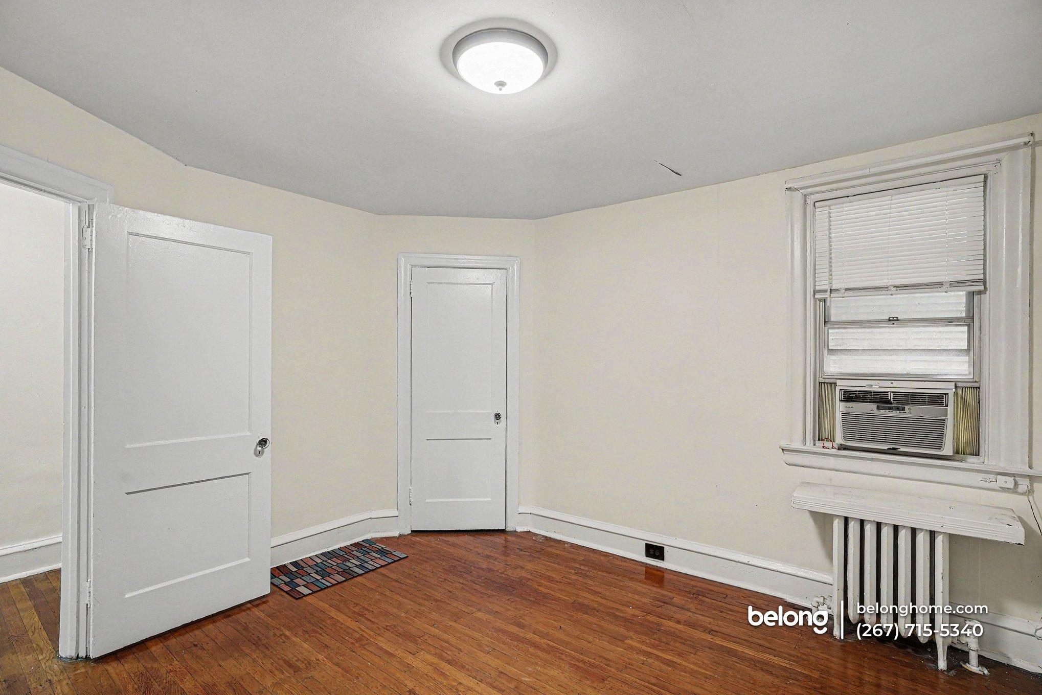 Building Photo - 5118 Oakland St