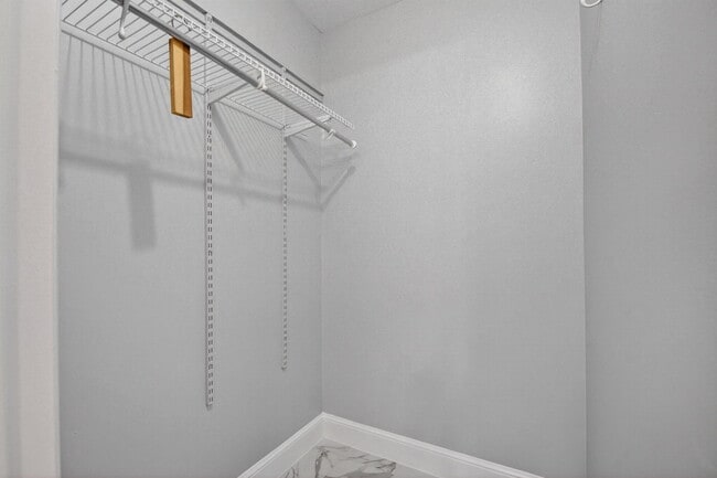 Building Photo - 310 S J St