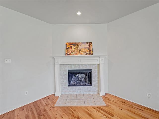 Building Photo - 905 Hems Ln