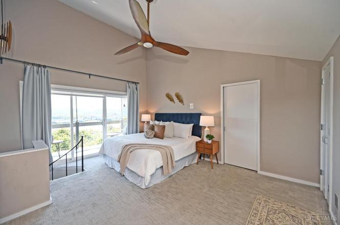 Primary Bedoom with King Bed - 1005 Hill St