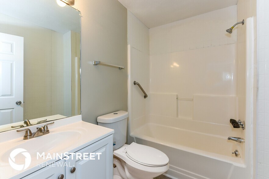 Building Photo - 3913 Tea Garden Way