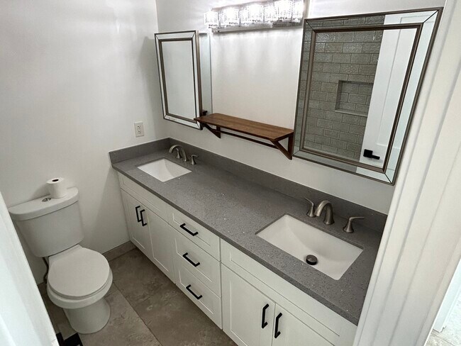 Guest Bathroom - 2343 S Westwood