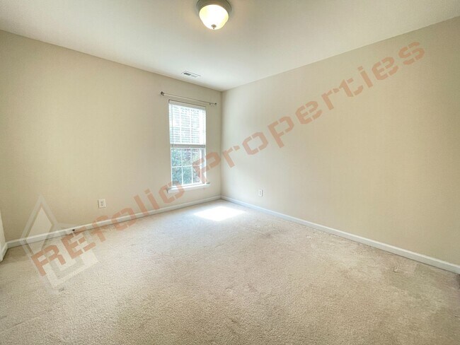 Building Photo - 219 Euphoria Cir