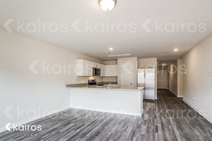 Building Photo - 15609 Briar Forest Dr