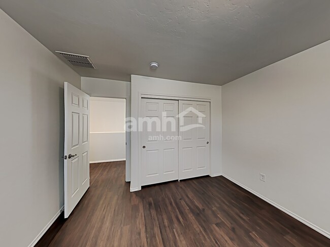 Building Photo - 14376 N Bannerstone Ct