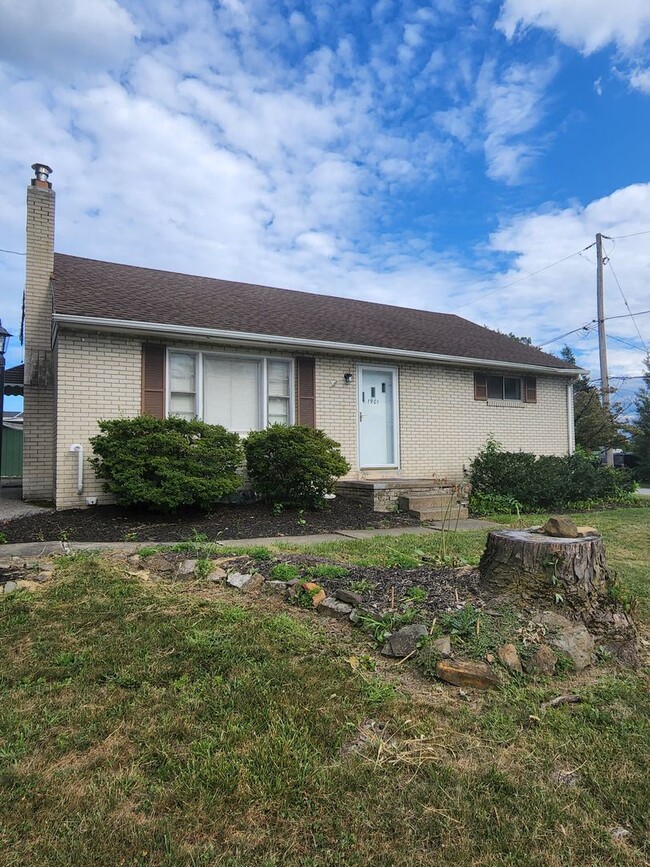 Primary Photo - 2 br, 1 bath House - 1901 N. SHERMAN STREET