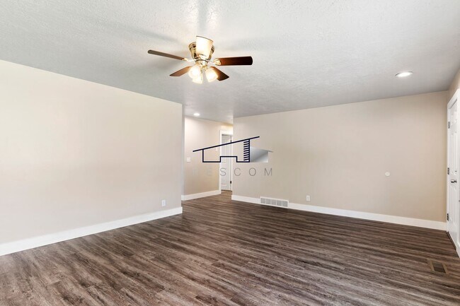 Building Photo - Updated 3 Bedroom Home in Ogden Utah!