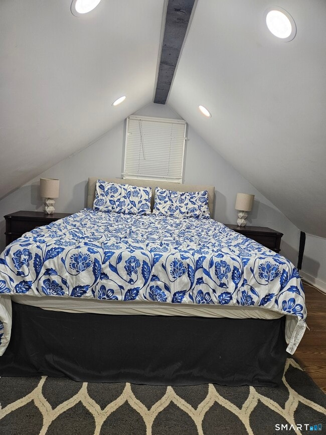 Building Photo - 901 Baldwin Rd