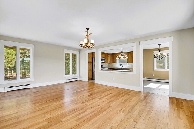 Building Photo - 31340 Brookline Rd