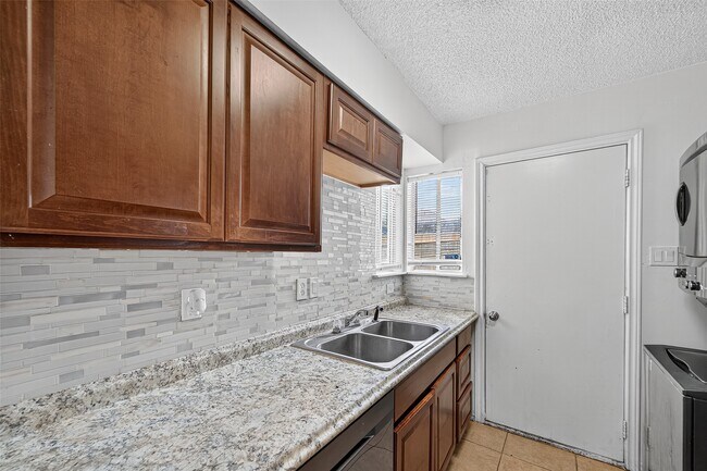 Building Photo - 7839 Cook Rd