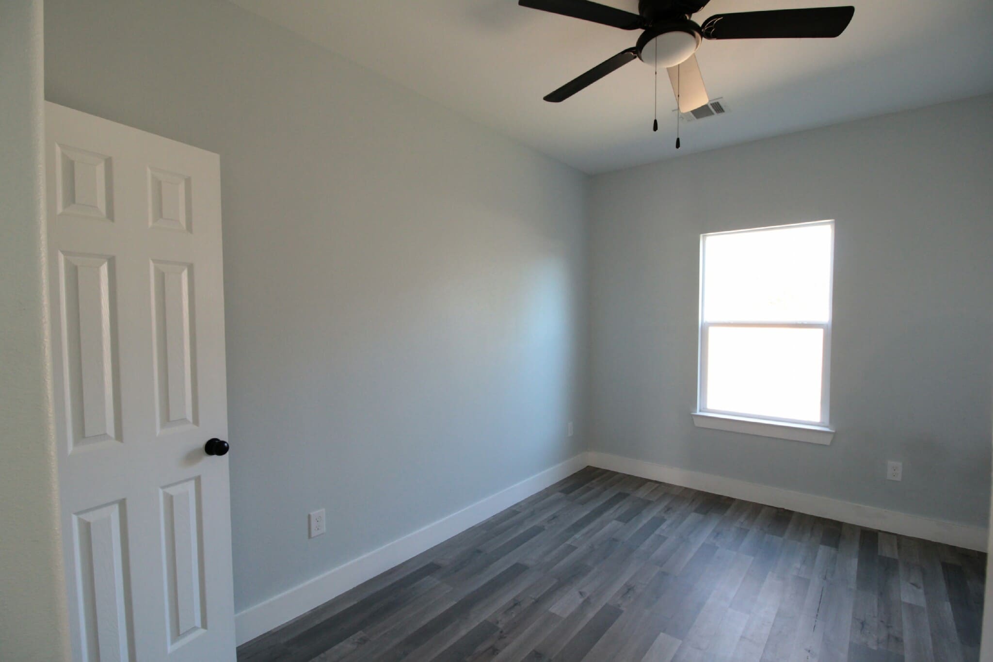 Building Photo - 7502 Sandle St