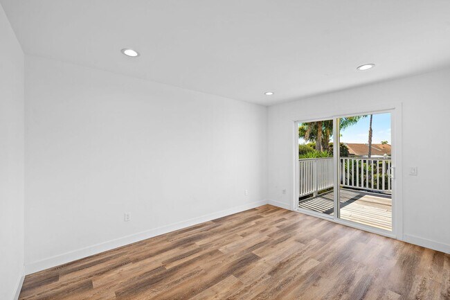 Building Photo - 2609 Via Cascadita