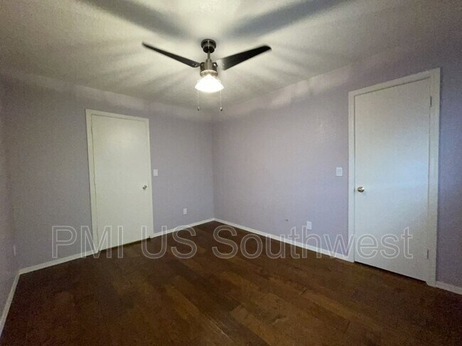 Building Photo - 1394 Mirada Dr