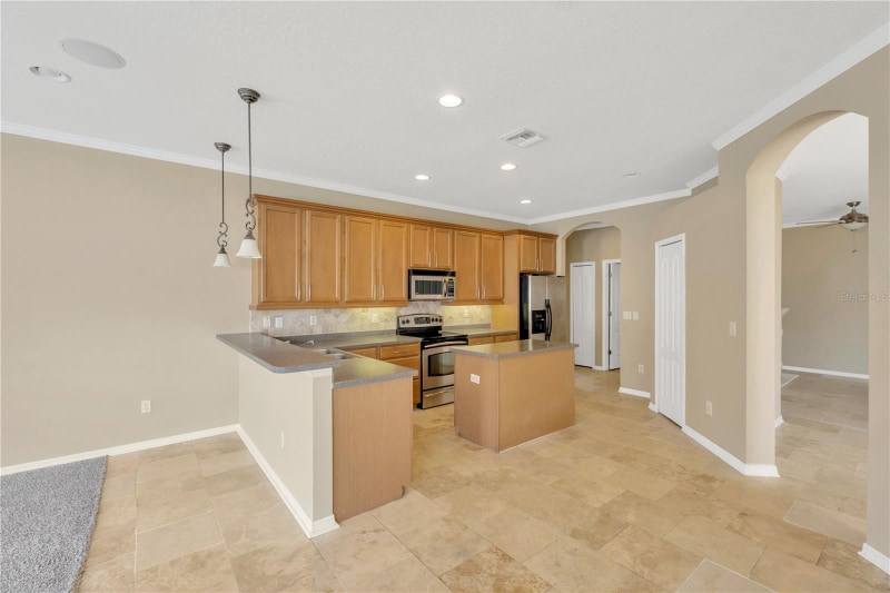 Building Photo - 1833 Mira Lago Cir