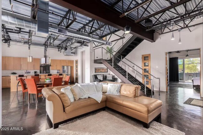 Building Photo - 7020 E 1st Ave