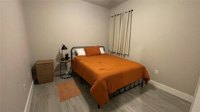 Building Photo - 318 Radford Ave