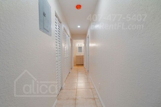 Building Photo - 631 2nd St