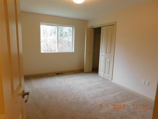 Building Photo - Single Family Home located in a quiet, pea...