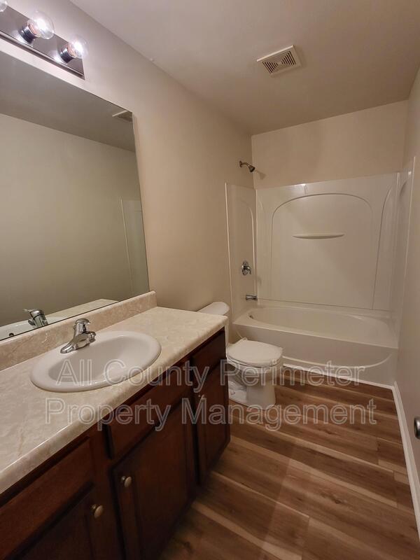 Building Photo - 52 Burns View Ct