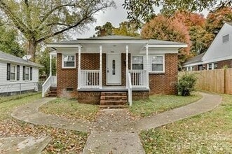 Building Photo - 306 Plymouth Ave