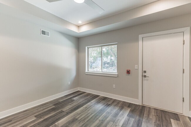 Building Photo - 1609 Ogden St