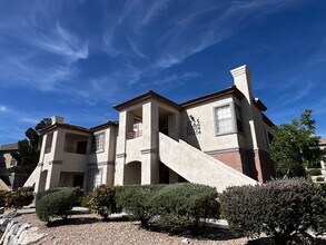 Building Photo - 3 Bedroom Condo - Gated - Summerlin - Detached Garage- New Carpet