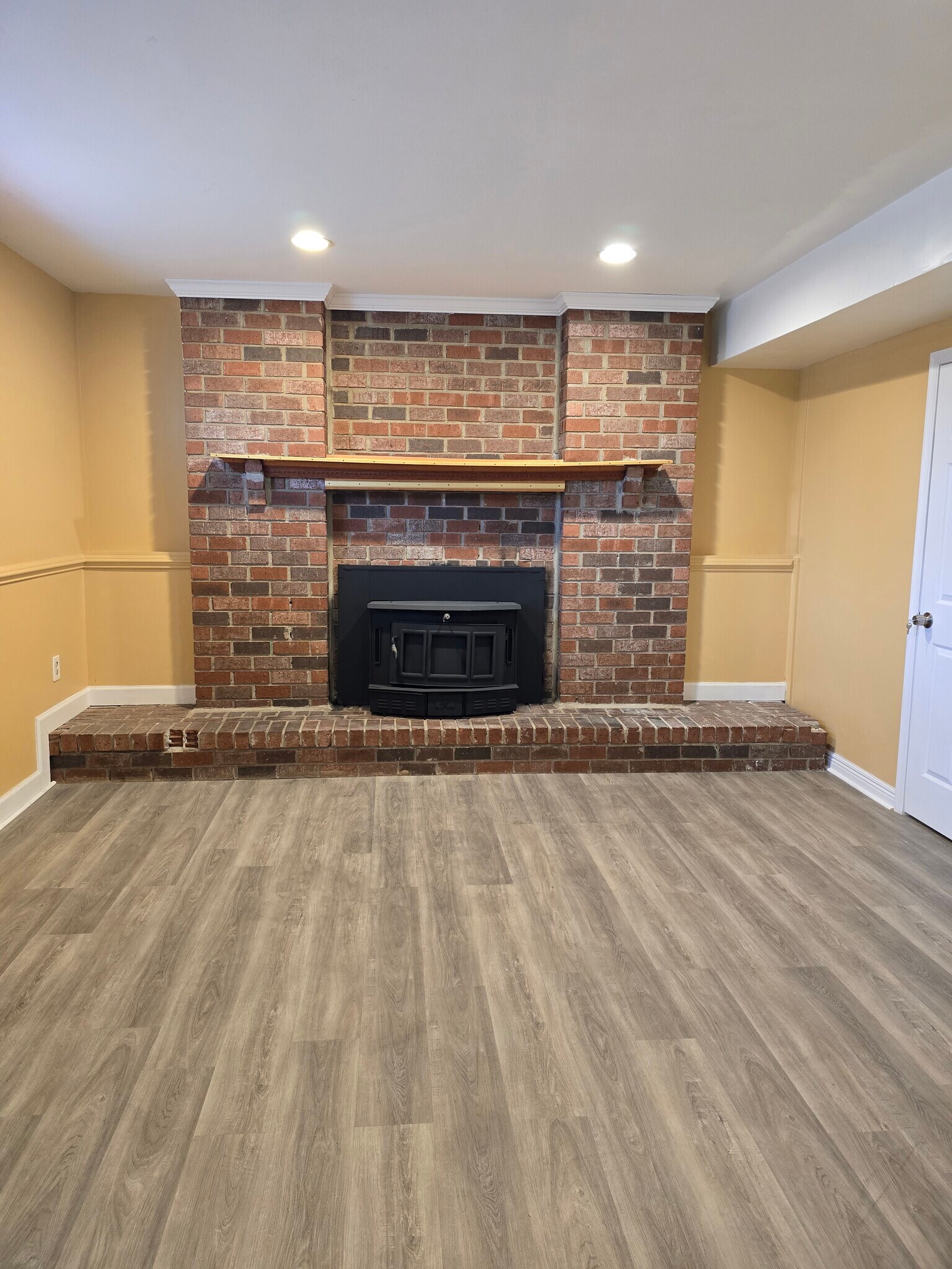 Building Photo - 8604 Briarwood Ct