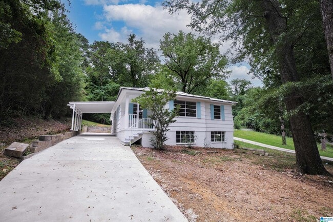 Building Photo - 724 Rose Dr