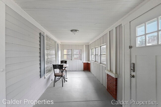 Building Photo - 4 br, 2.5 bath House - 1948 Collins Ave SE