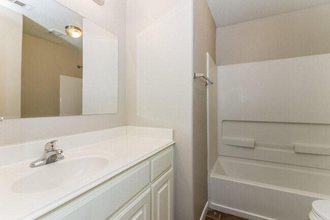 Building Photo - 29114 Red River Loop