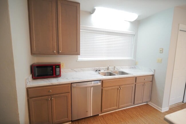 Building Photo - 6607 Tim Tam Trail