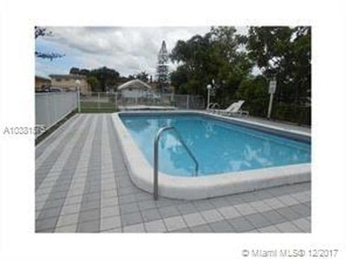 Building Photo - 2832 Fillmore St