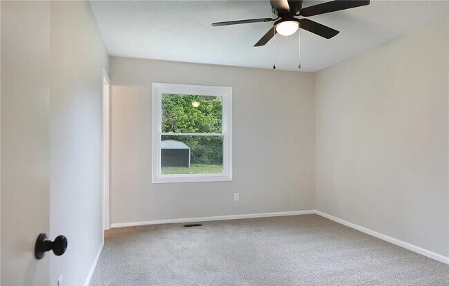 Building Photo - 415 Atwell Dr